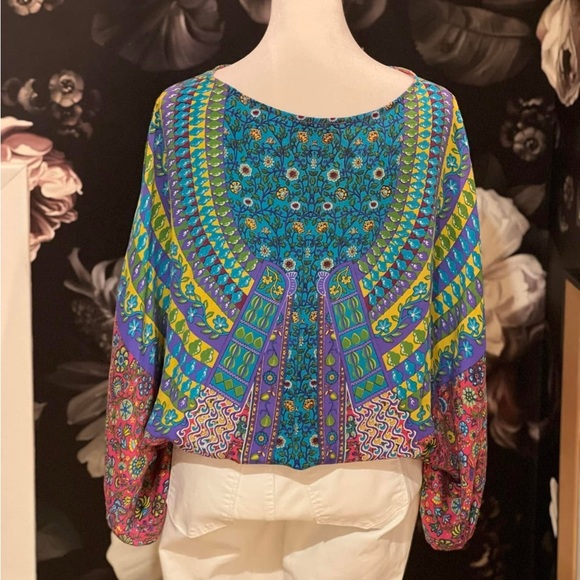 TOLANI!! - Picture 3 of 4